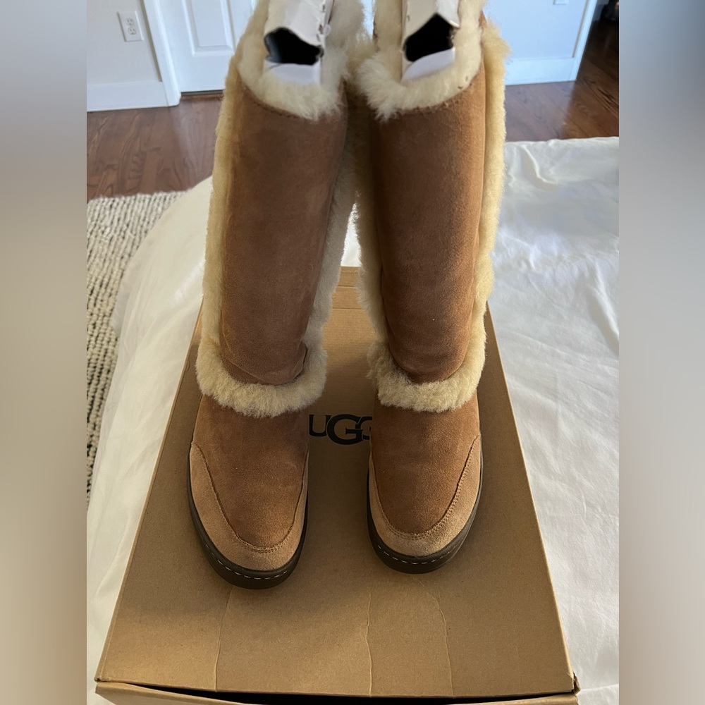 Ugg Sundance II Revival Boots